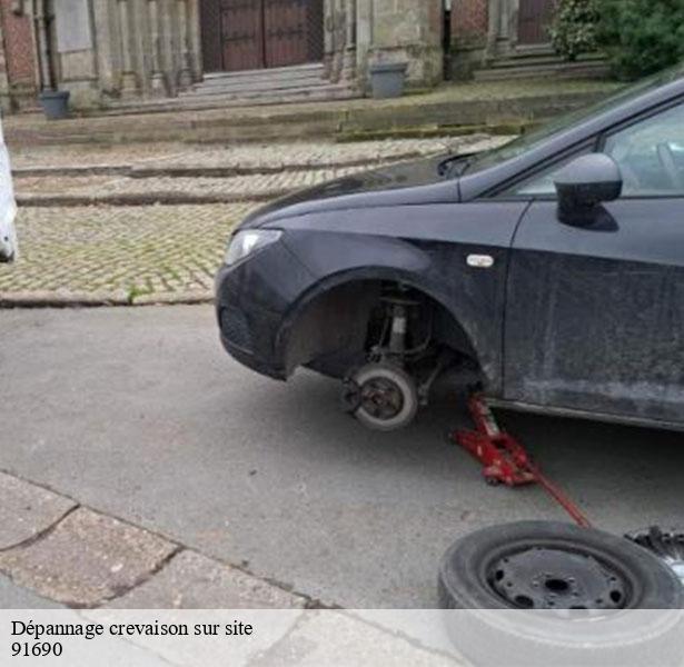 prestation-de-depannage-crevaison-sur-site-boissy-la-riviere-91690-8