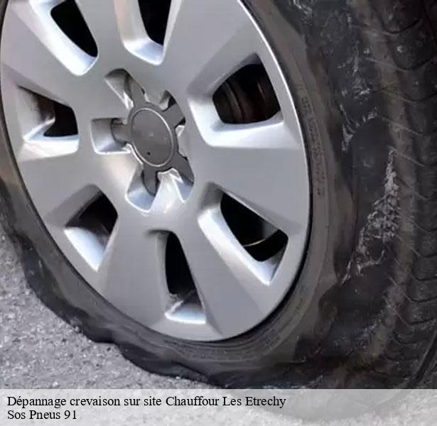 prestation-de-depannage-crevaison-sur-site-chauffour-les-etrechy-91580-1